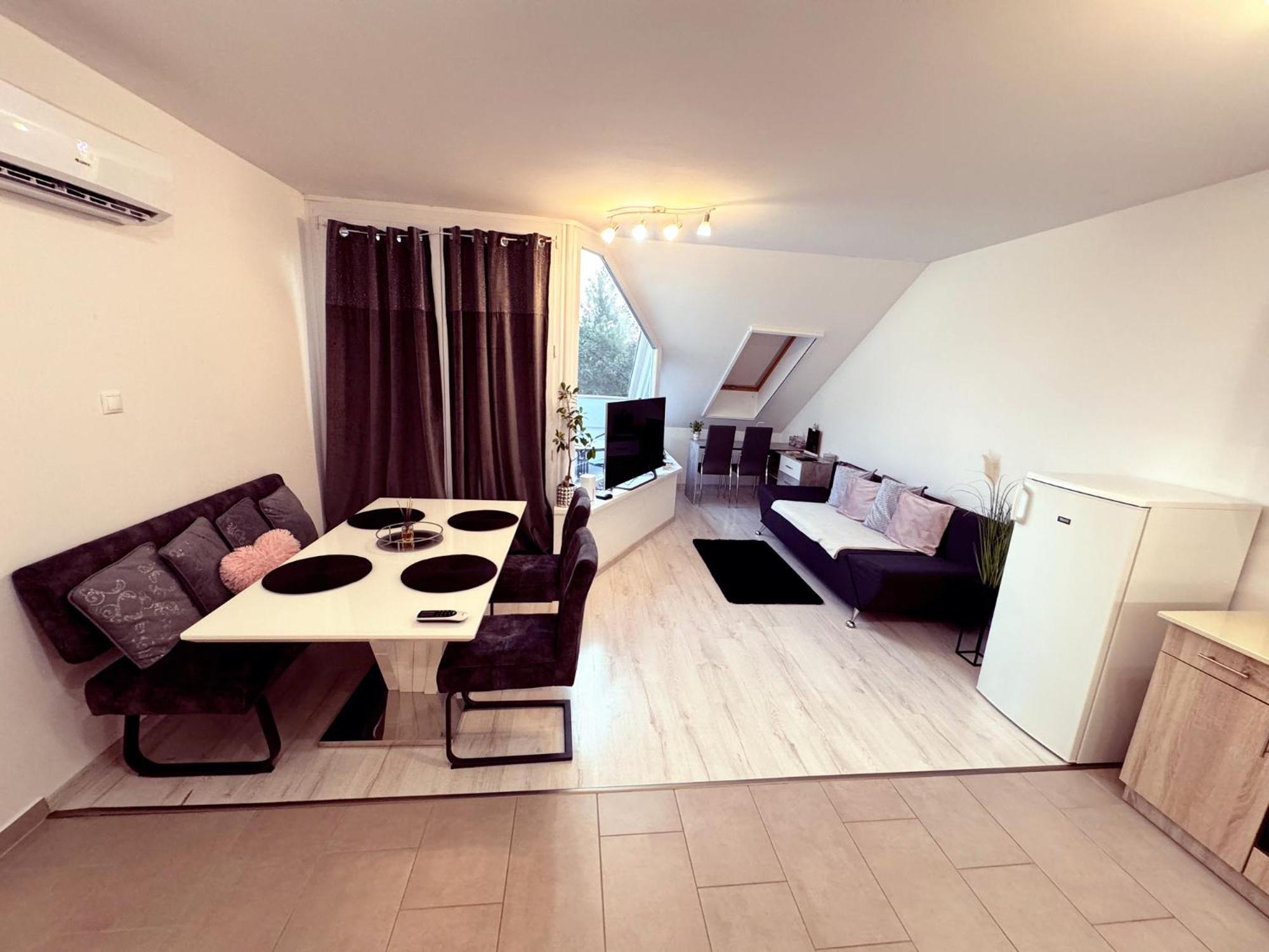 Apartamento Exclusive Family Apartman Pécs Exterior foto
